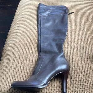Brand new size 9 Michael Kors brown leather boots.